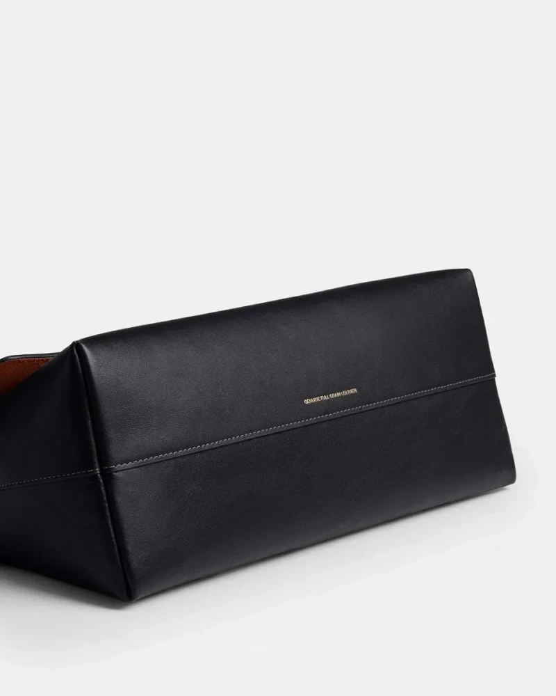 Сумка жіноча Coach Chelsea чорна/коричнева — фото 3