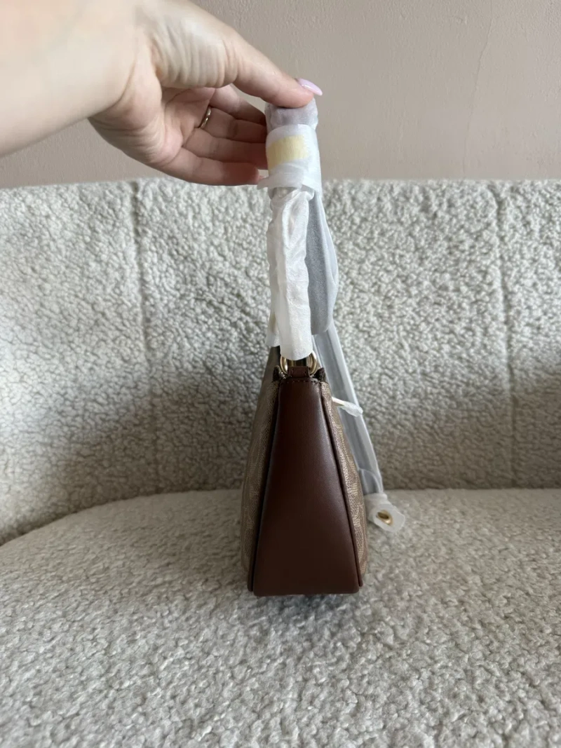 Сумка жіноча Coach Shoulder Teri — фото 2