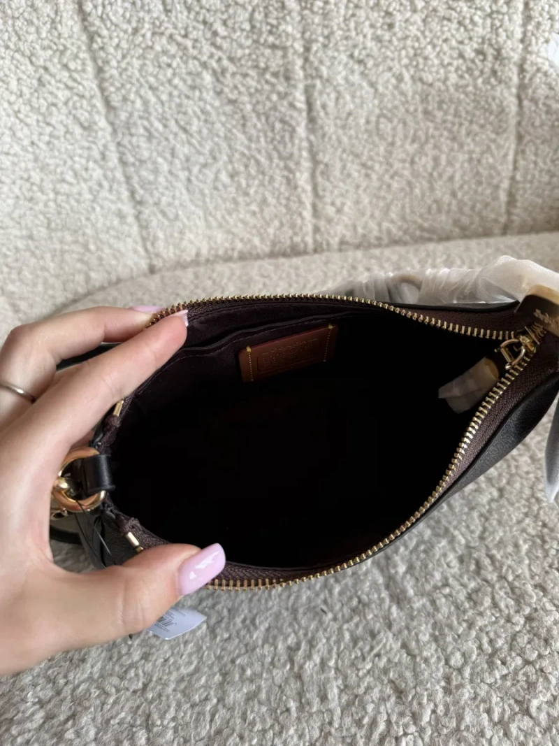 Сумка жіноча Coach Teri Shoulder Bag — фото 5