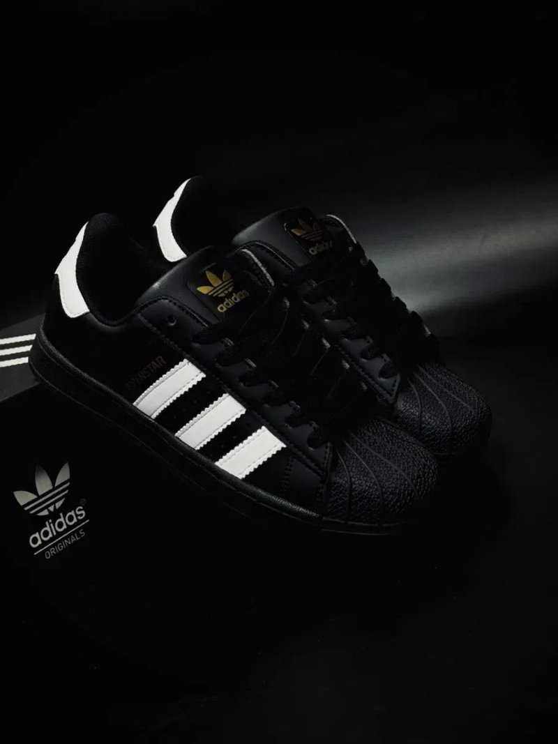 Суперстар адідас жіночі • чорні адідаси • adidas superstar натуральна шкіра • золотисті суперстари • кросовки жіночі підліткові адідас — фото 3