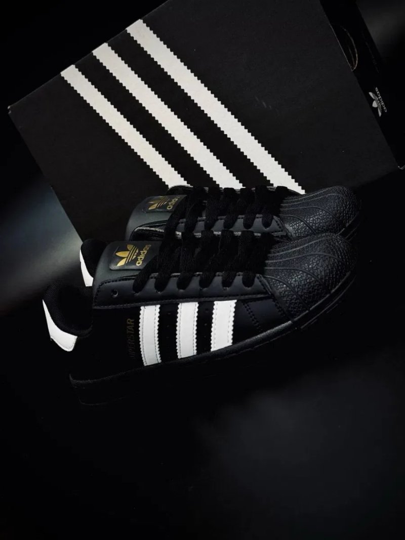 Суперстар адідас жіночі • чорні адідаси • adidas superstar натуральна шкіра • золотисті суперстари • кросовки жіночі підліткові адідас — фото 5