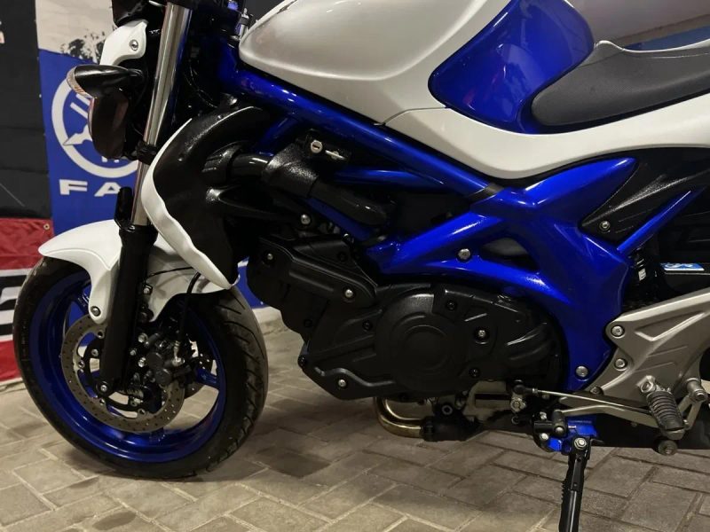 Suzuki Gladius 400 ABS 2011г. — фото 4