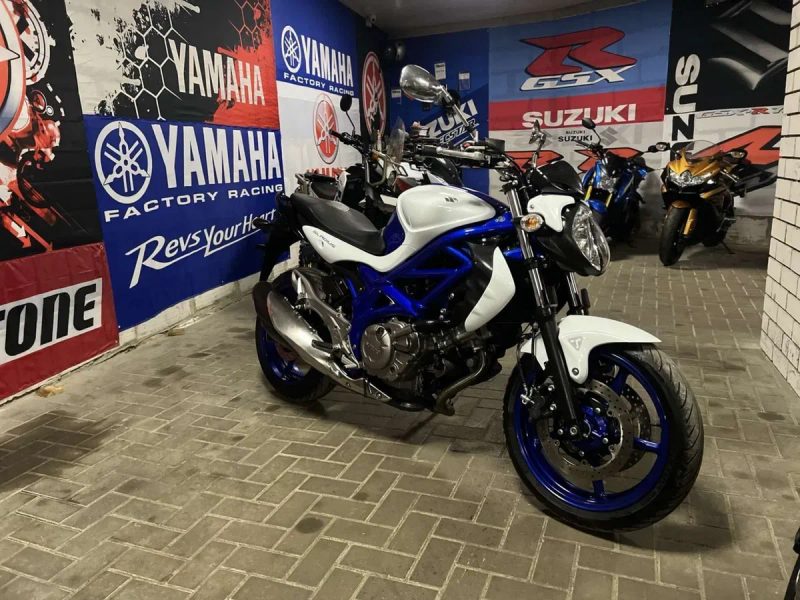 Suzuki Gladius 400 ABS 2011г. — фото 7