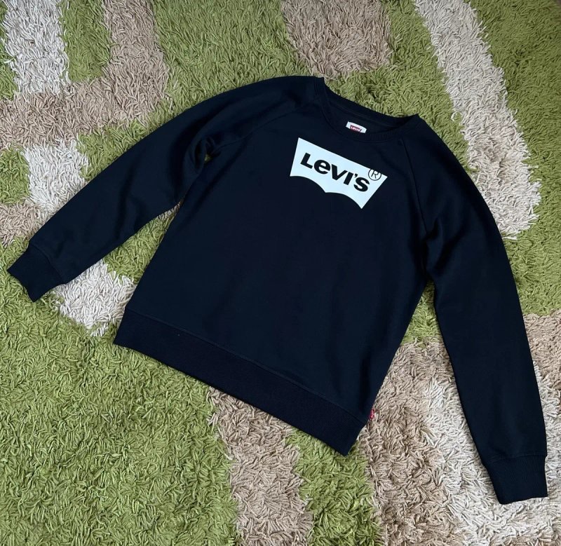 Світшот/кофта  Levi's чорний XS-S оверсайз оригінал — фото 2