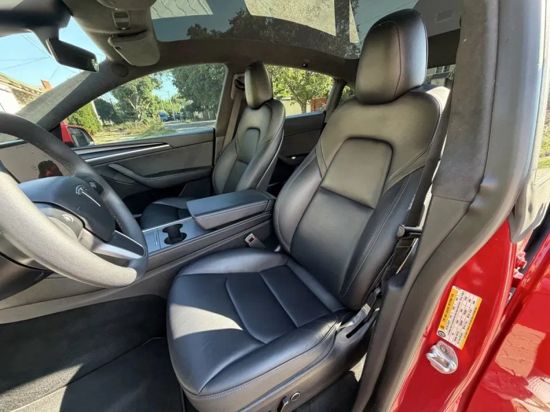 Tesla Model Y 2023 год Performance 60 тыс км — фото 8