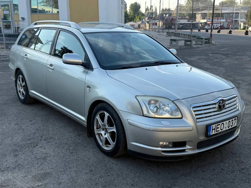 Тойота авенсис 2.0 д механіка — фото 4