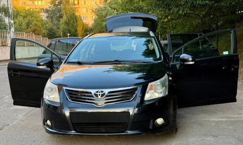 Toyota Avensis 2.0 TDI