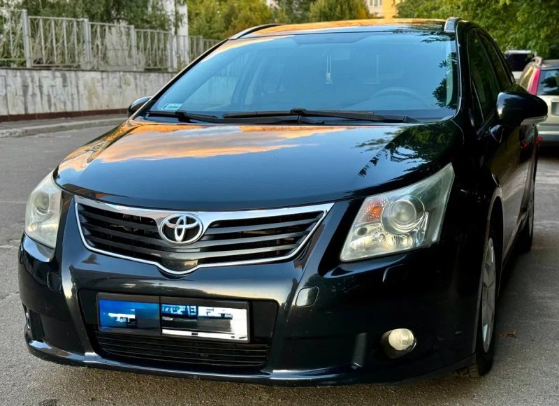 Toyota Avensis 2.0 TDI — фото 3