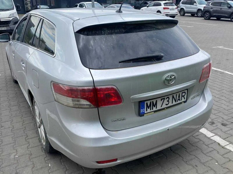 Toyota Avensis 2,0d в ідеалі — фото 7