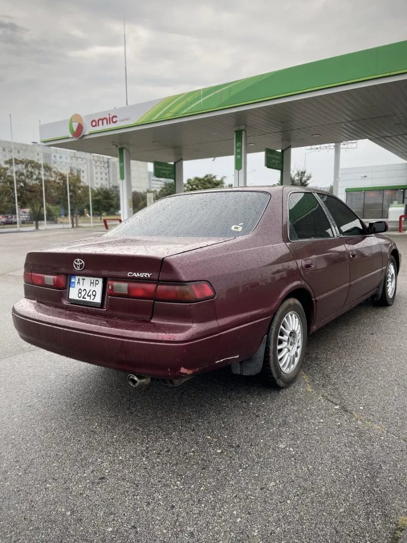 Toyota Camry 2.2 газ/бензин — фото 8