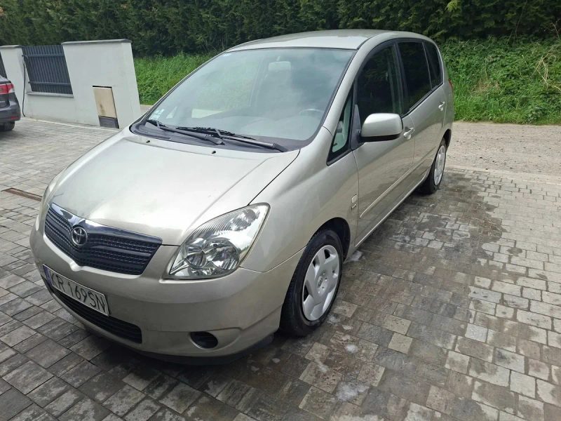 Toyota corolla verso,Klima,134 KM.Авто у Львові,в Начвності,без завдатків!!! — фото 2