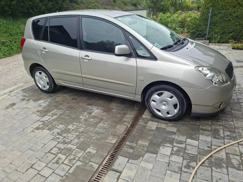 Toyota corolla verso,Klima,134 KM.Авто у Львові,в Начвності,без завдатків!!! — фото 3