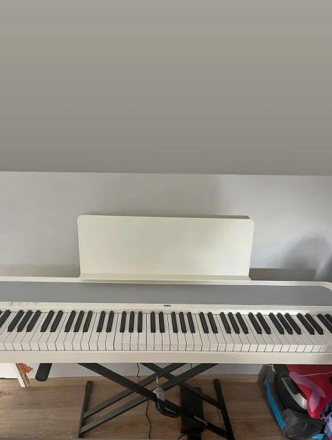 Цифрове фортепіано Korg B2