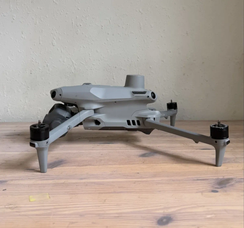 Тушка дрон Dji mavic 4 t наліт 6 год. — фото 3