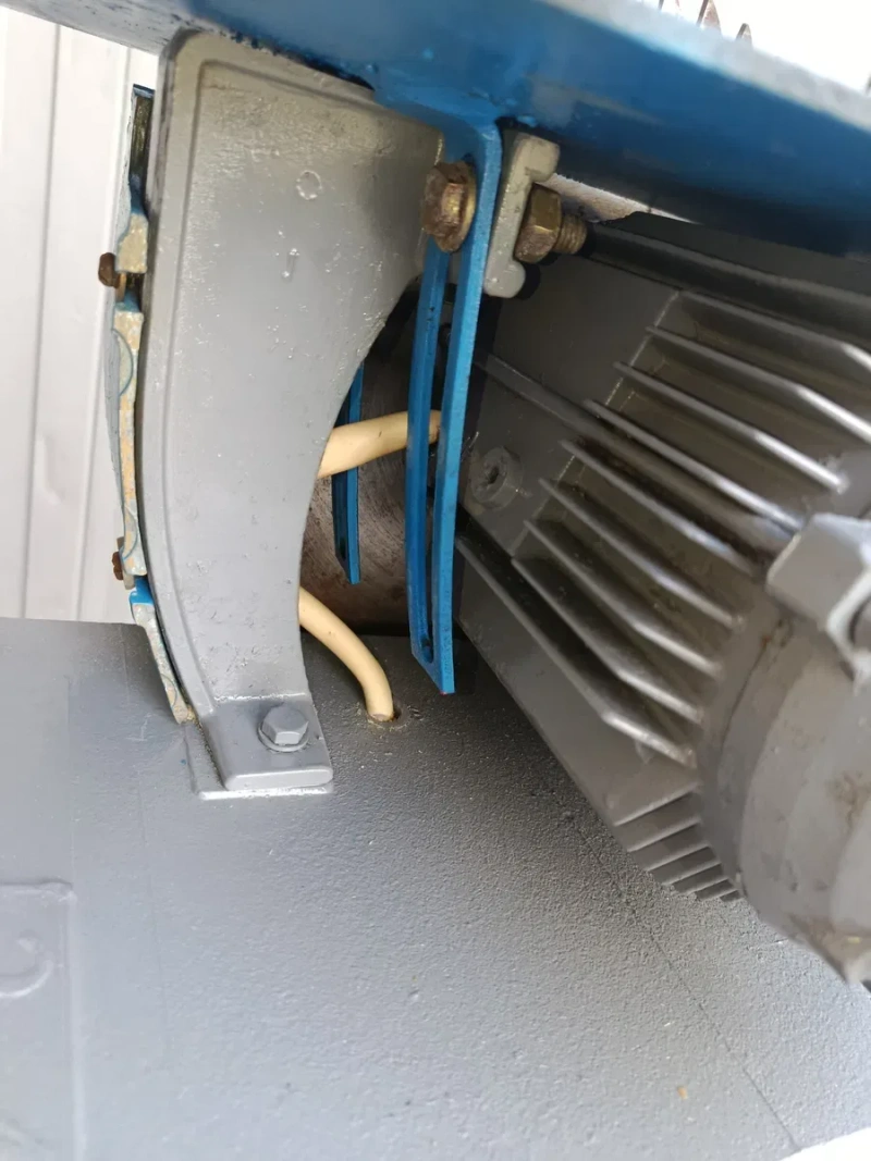 2 в 1 циркулярка - точило Еоліт 1.1 кВт 220v — фото 3