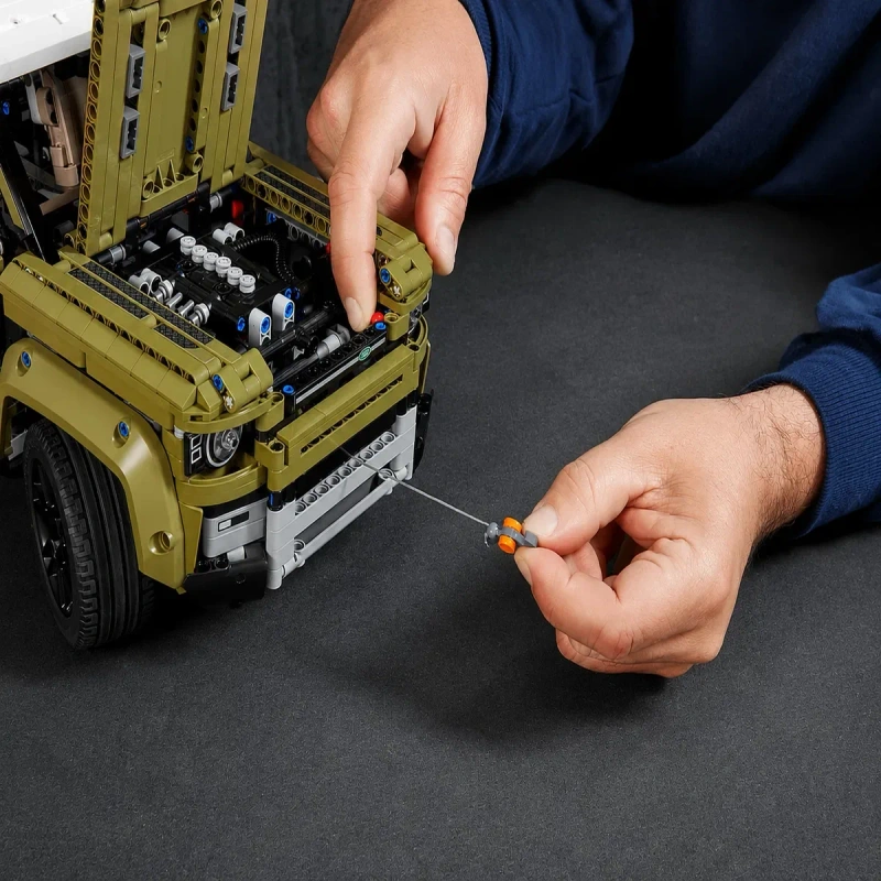 ‼️В КОРОБЦІ‼️ Конструктор Techinc – Land Rover Defender 1/1 з LEGO — фото 7