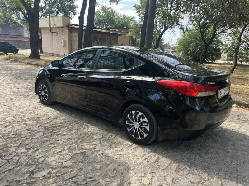 В продаже Hyundai Elantra 2013 — фото 8