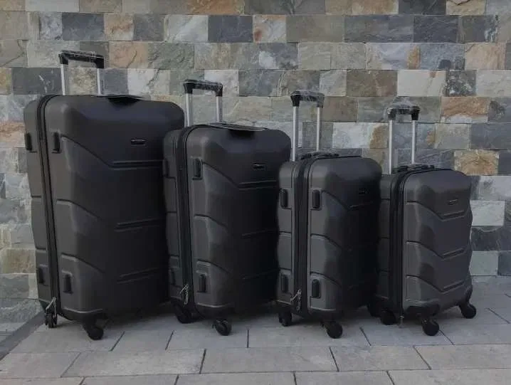 Валіза Сумка на колесах Wings середня велика Чемодан большой маленький — фото 6