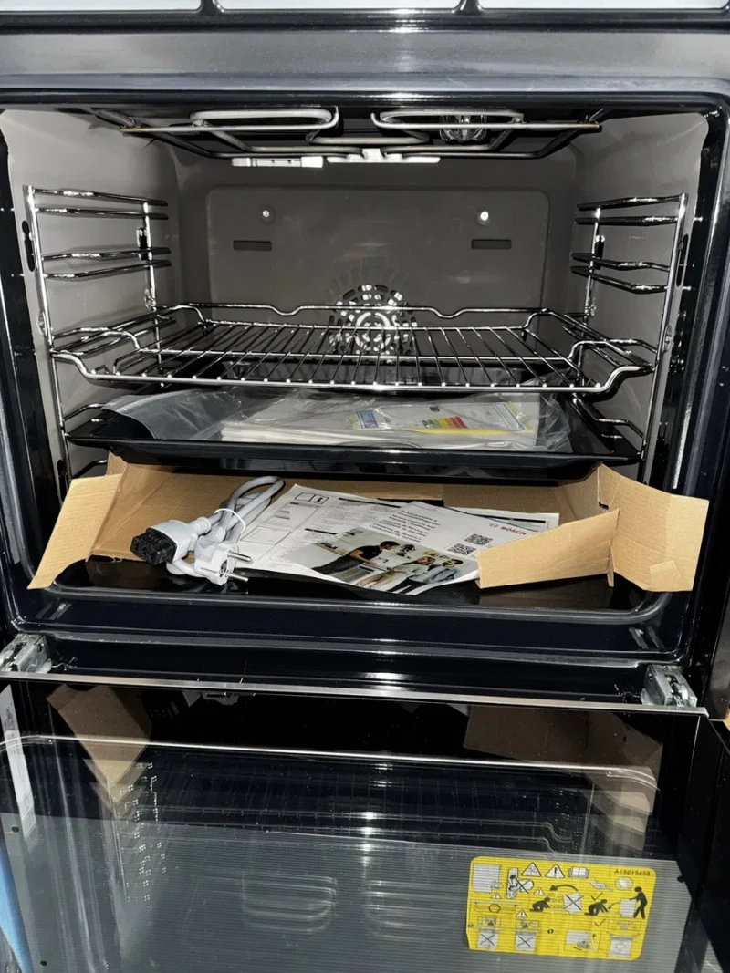 Вбудована духовка Bosch HBA534BS3F — фото 6