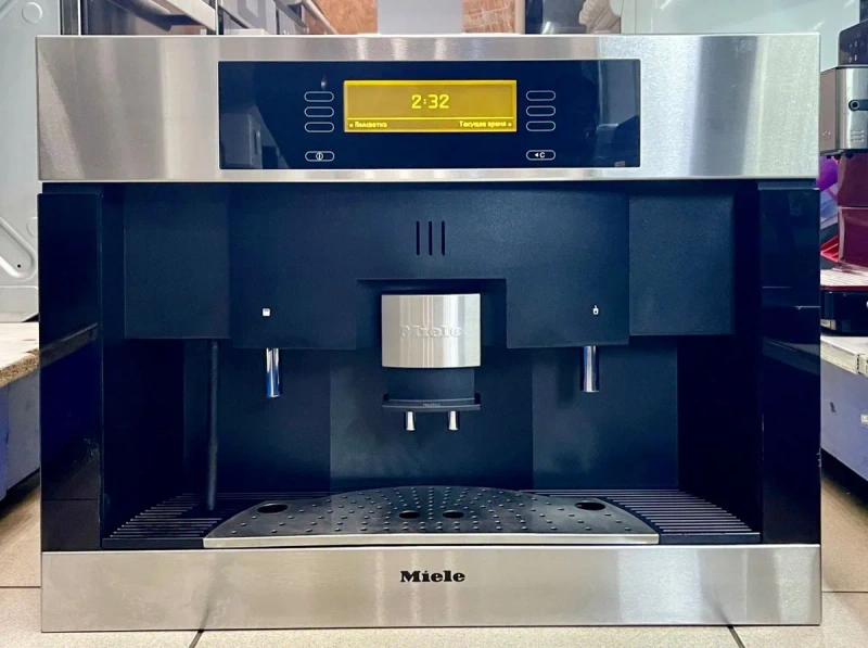 Вбудована кавомашина Miele CVA 4080 — фото 2