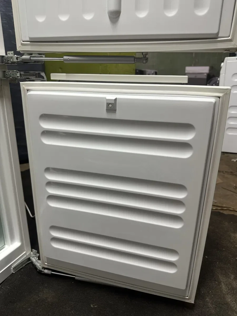 Вбудований холодильник Miele / A++/ No Frost / 262 л /  PerfectFresh /  177 см / SoftClose — фото 5