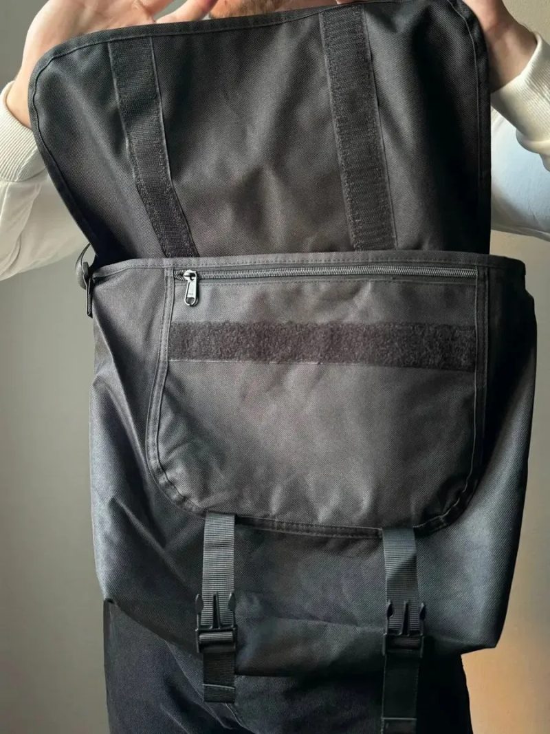 Велика сумка через плече Carhartt Delta Shoulder Pouch, чорна. — фото 5