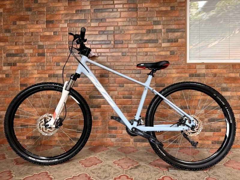Велосипед KTM Penny 27.5"L" SHIMANO, TEKTRO, SR Suntour Гідравліка IDEAL 2025 — фото 2