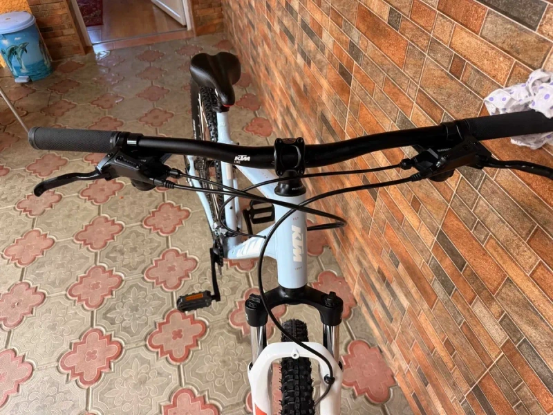 Велосипед KTM Penny 27.5"L" SHIMANO, TEKTRO, SR Suntour Гідравліка IDEAL 2025 — фото 4