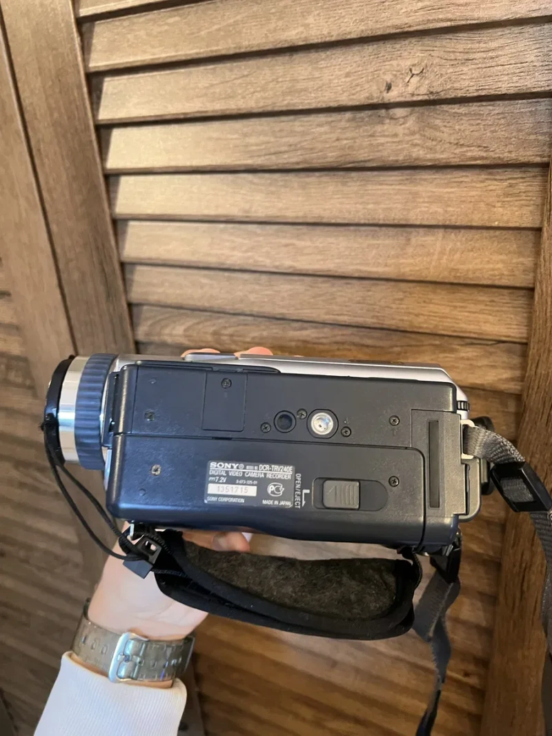 Відеокамера Sony DCR-TRV240E Digital8 / Hi8 / Video8 — укомплектований вінтажний сет в чудовому стані — фото 5