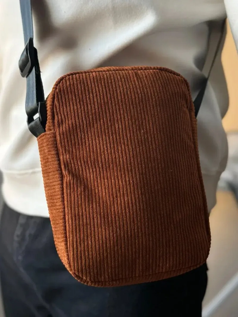 Вінтажна сумка через плече Carhartt:Чорна, Синя, Коричнева. — фото 4