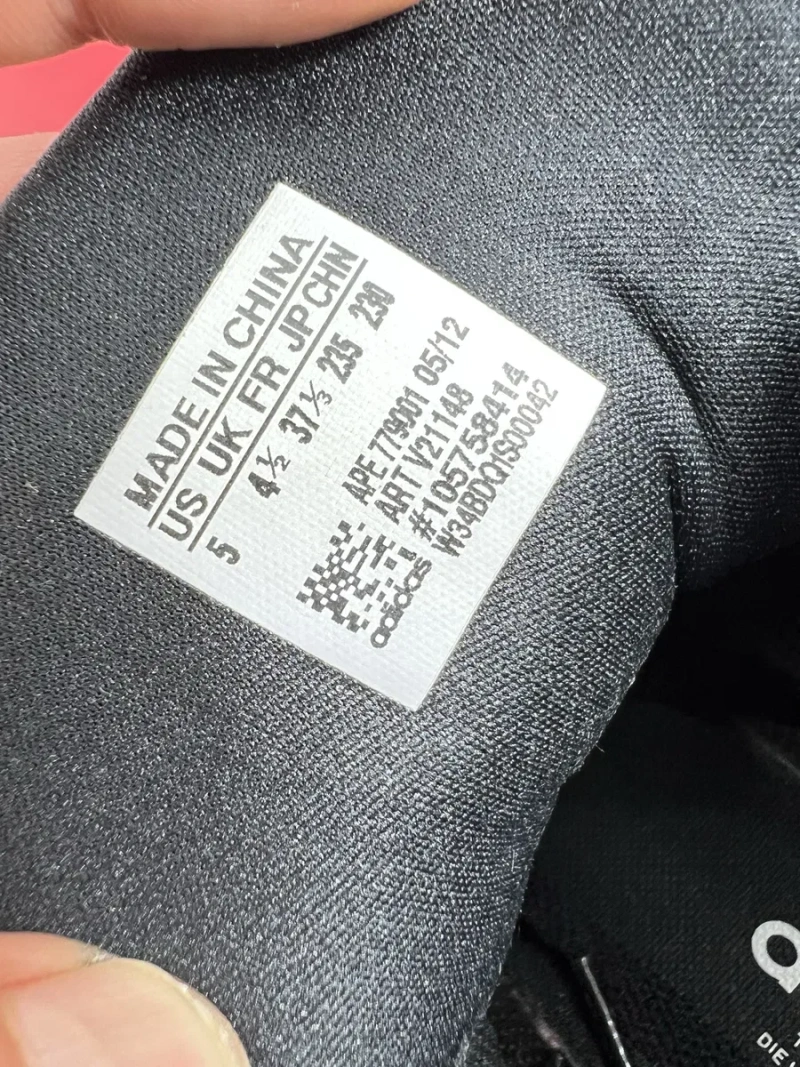 Високі кросівки-хайтопи 37.5р. Унісекс .Adidas Originals Rasta Denim (артикул V21148) з колекції 2012 року. — фото 5