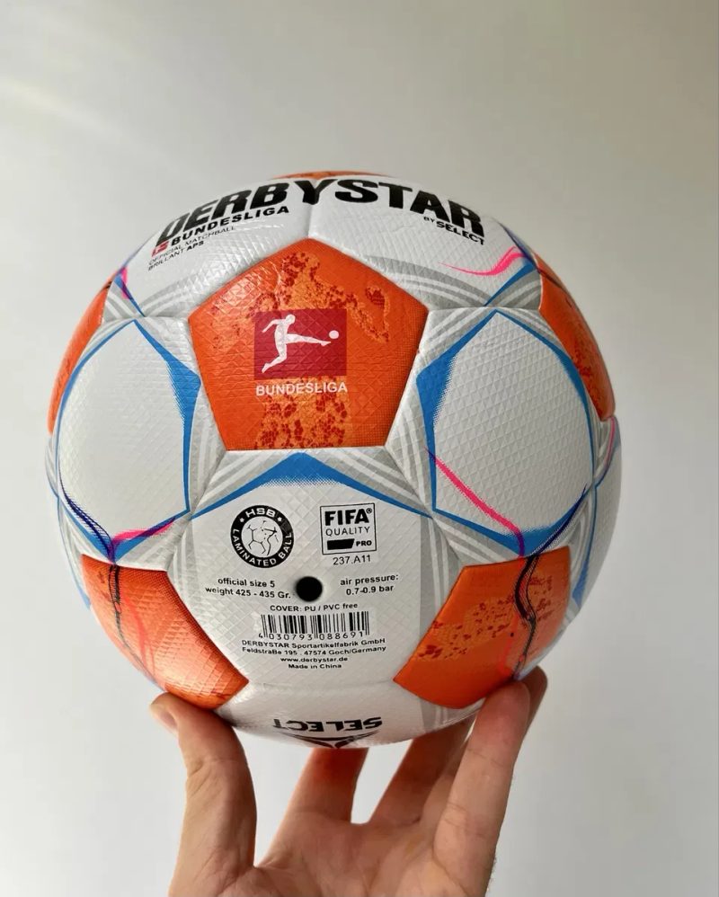Високоякісний футбольний мяч Derbystar BundesLiga. Size 5. Термошов — фото 5