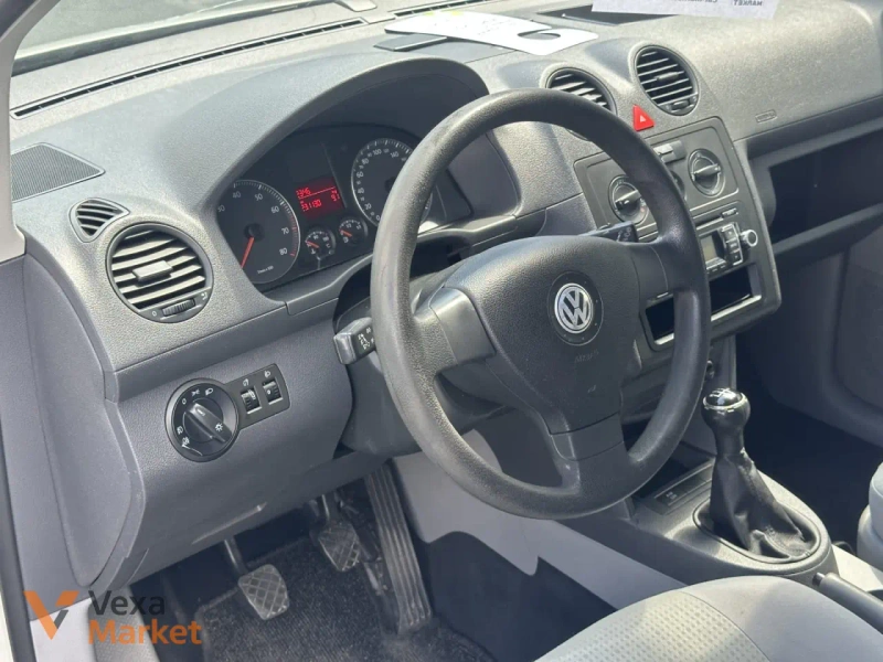 Volkswagen Caddy 2008 Бензин 1.6 л Білий — фото 6