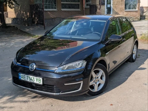 Volkswagen e-Golf 2017