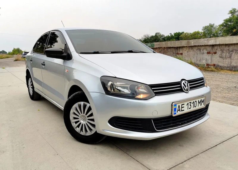 Volkswagen Polo 1.6 Газ/Бензин — фото 2