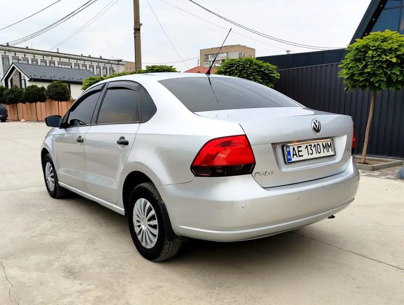 Volkswagen Polo 1.6 Газ/Бензин — фото 4