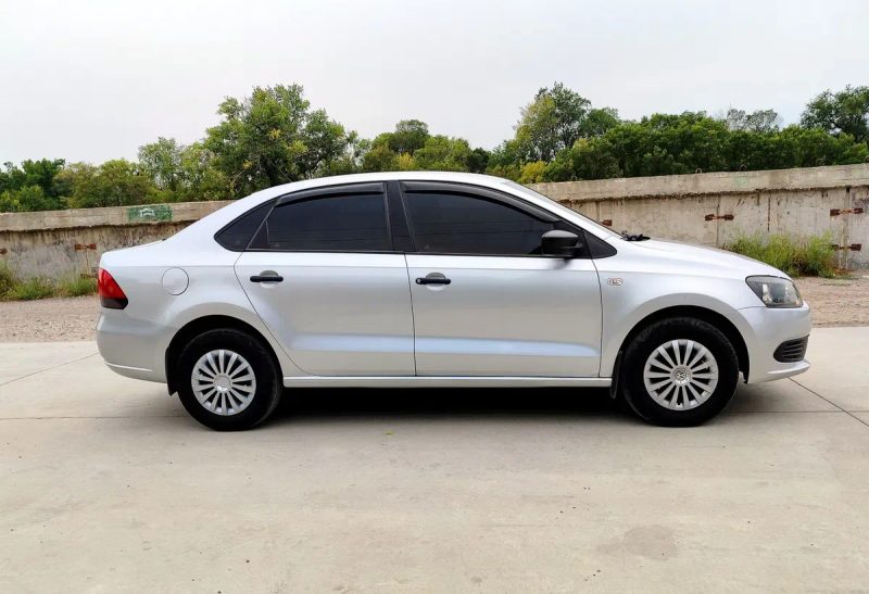 Volkswagen Polo 1.6 Газ/Бензин — фото 6