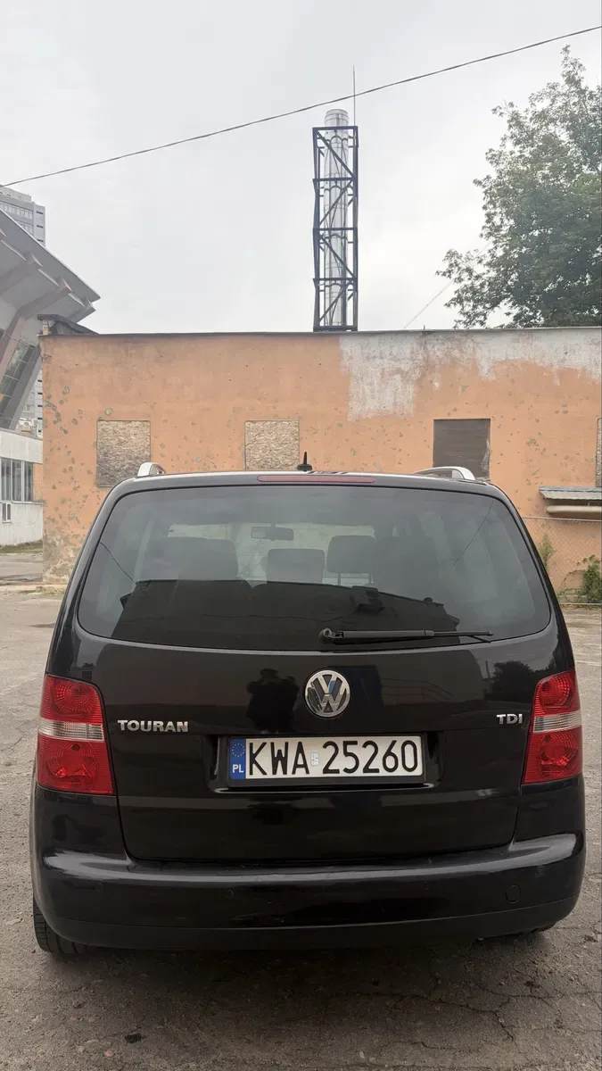 Volkswagen Touran 1.9 TDI — фото 6