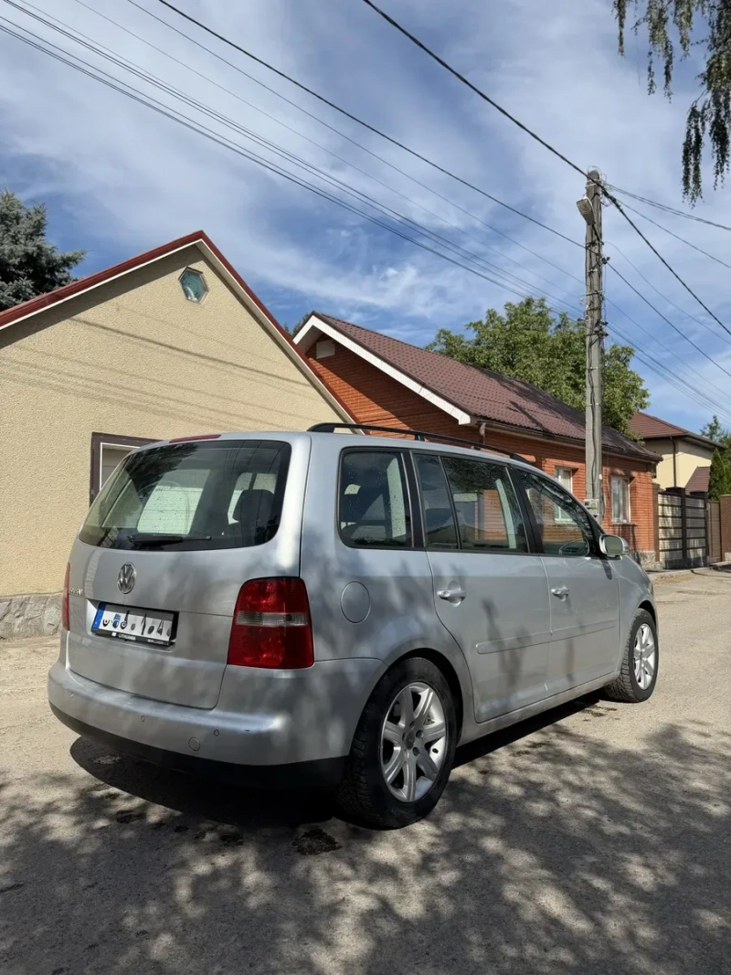 Volkswagen Touran 1.9 tdi — фото 7