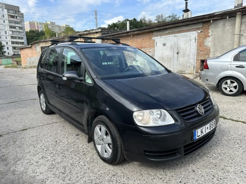Volkswagen Touran на Автоматі! 7 місць! В Києві!
