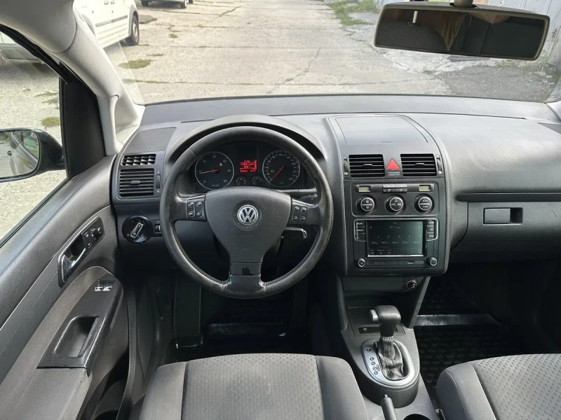 Volkswagen Touran на Автоматі! 7 місць! В Києві! — фото 3