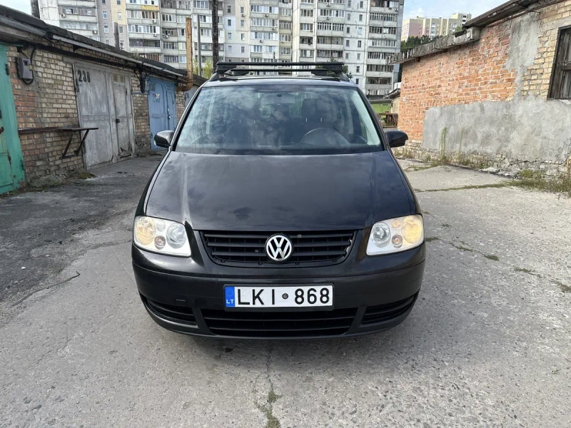 Volkswagen Touran на Автоматі! 7 місць! В Києві! — фото 5