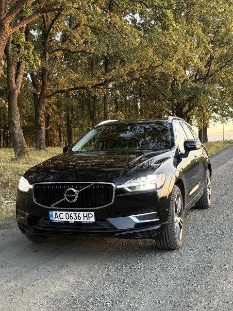 Volvo XC60 Momentum