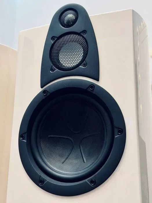 Wharfedale Jade 5 — английская напольная акустика, белый глянец, как новая ℹ️ редкая апериодическая нагрузка, 3 полосы, с коробками | Англия — фото 4