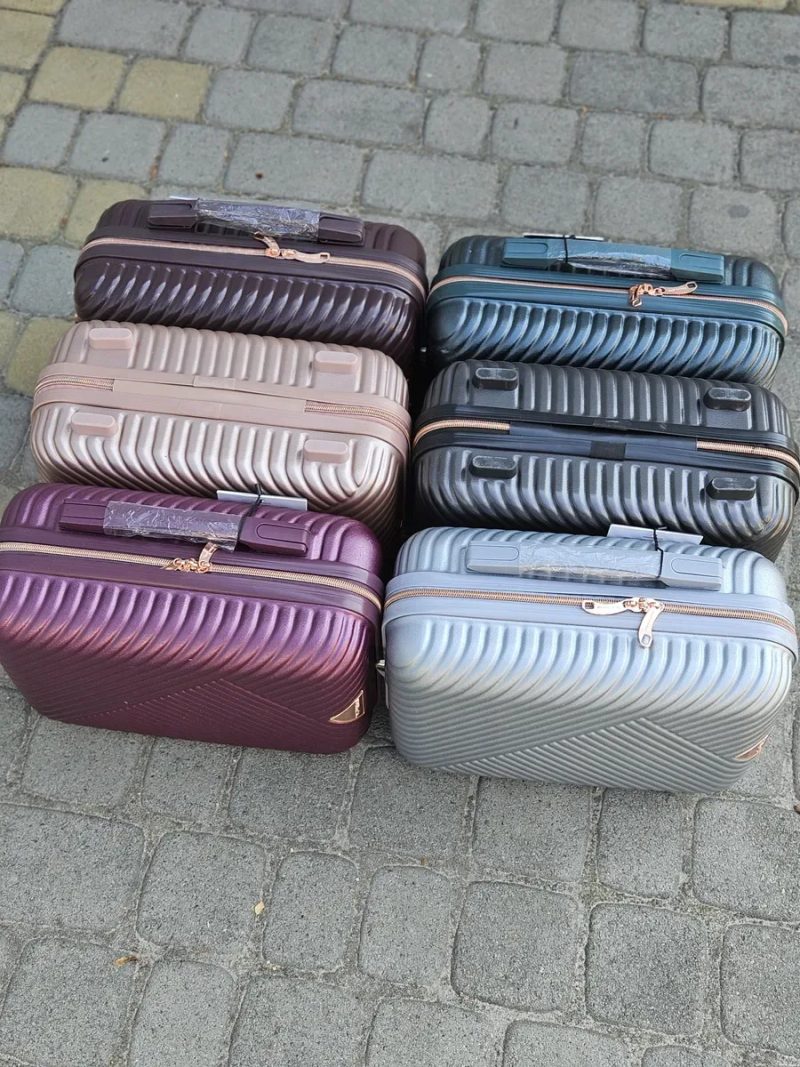 WINGS WN01 Польща Бьюті кейси на валізи чемоданы ручна поклажа — фото 5