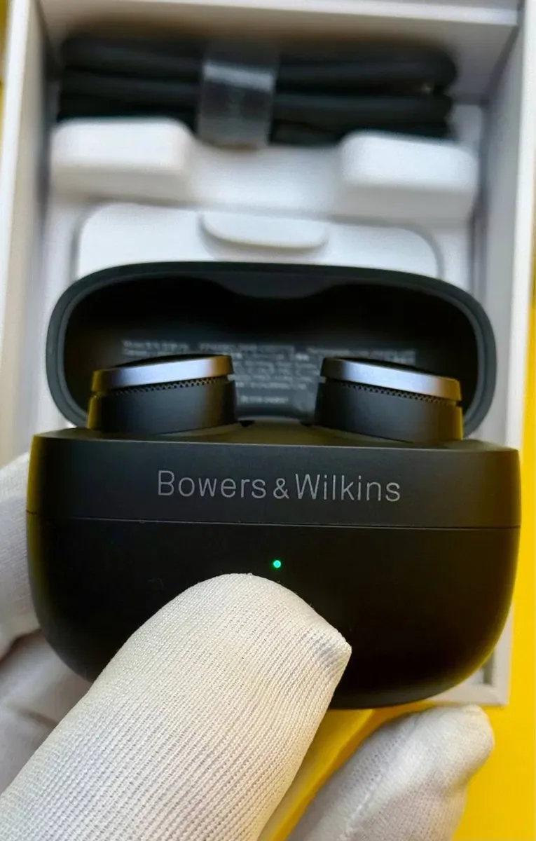 Якщо цінуєш найкраще, Bowers & Wilkins Pi8 TWS навушники Hi-Fi — фото 4