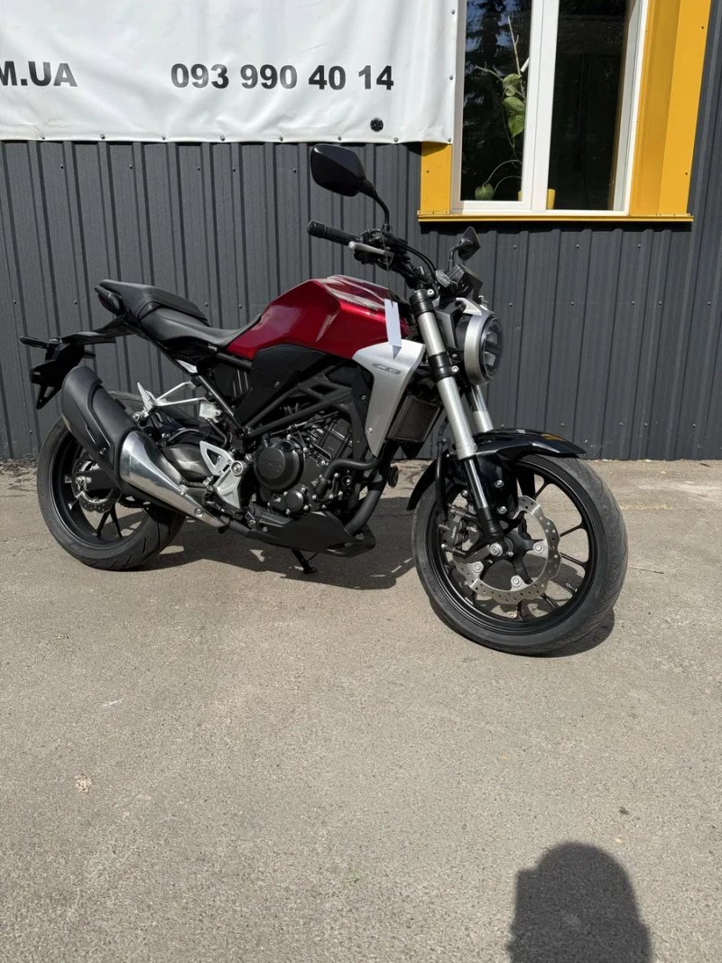 Японський мотоцикл Honda CB250 R 2018 рік привезена з Японії — фото 2