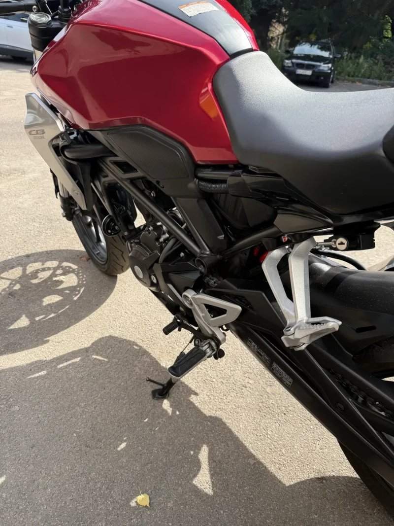Японський мотоцикл Honda CB250 R 2018 рік привезена з Японії — фото 7