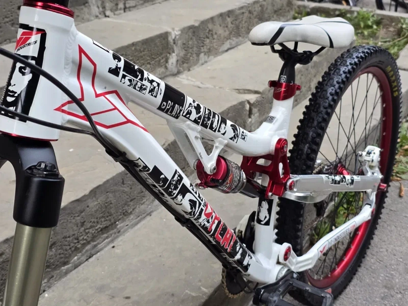 YT Industries Play | Велосипед Slopestyle, двопідвіс слоуп, дьорт, мтб, стріт, mtb street, dirtjump — фото 6