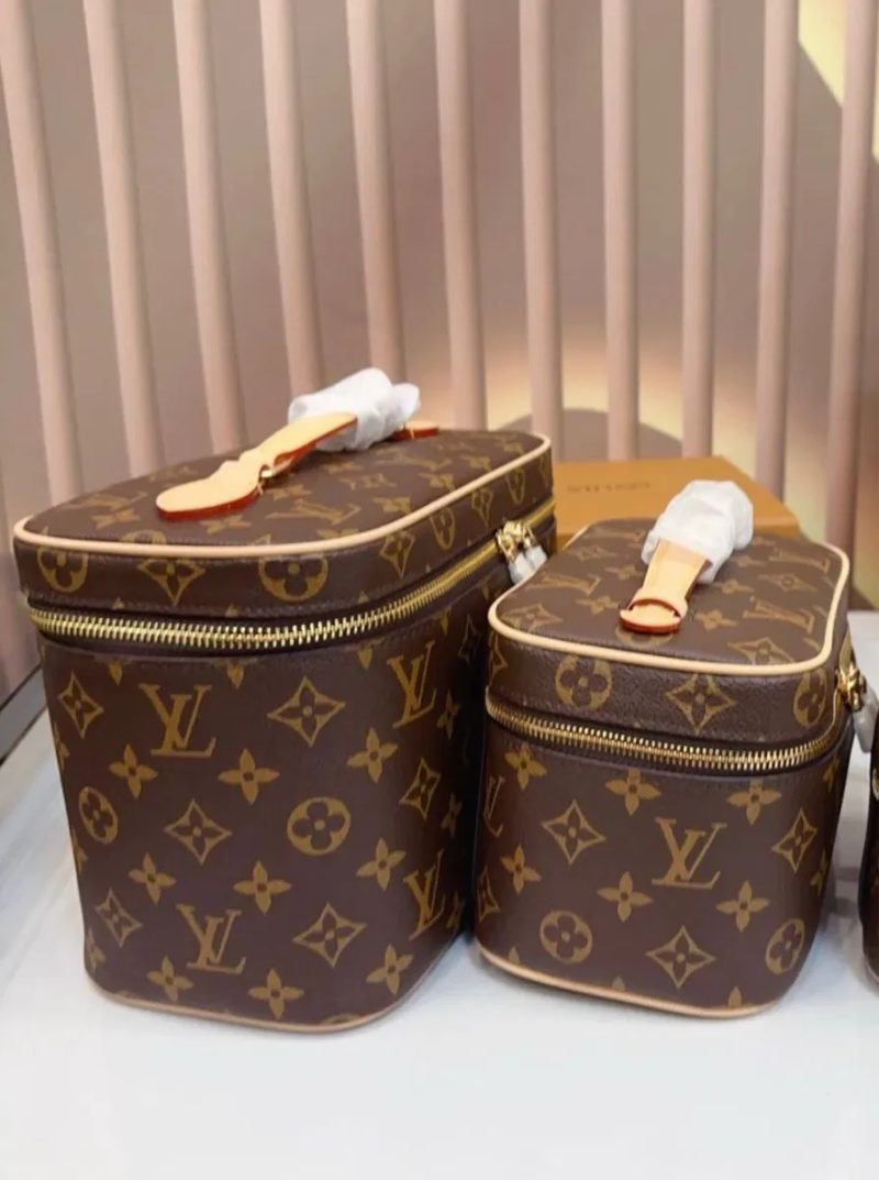 Женская кожаная сумка Louis Vuitton Nice — фото 3